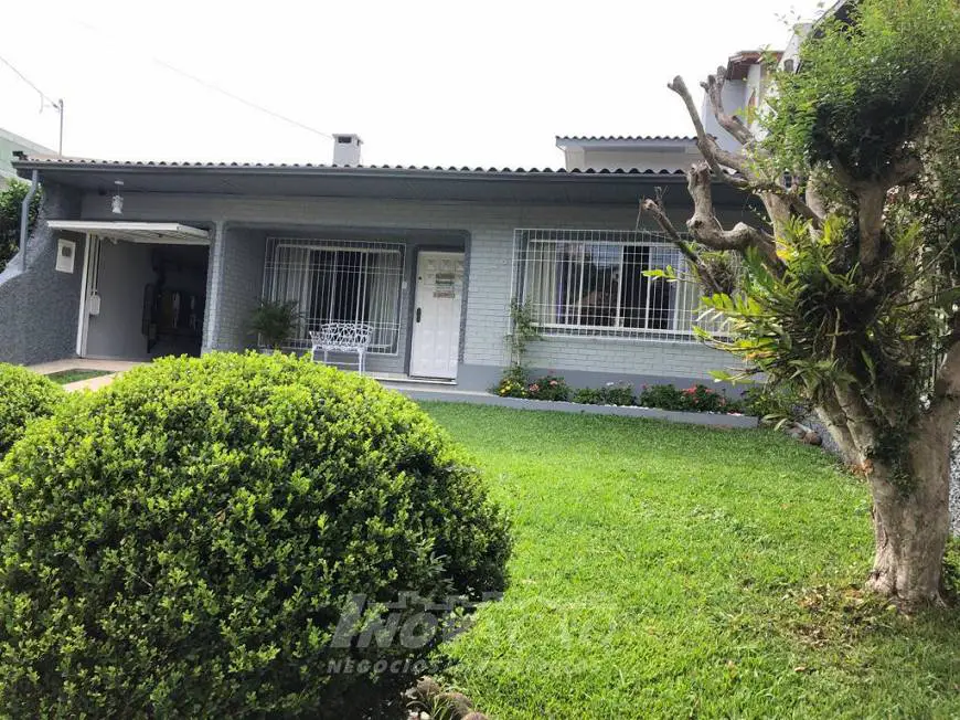 Foto 1 de Casa com 3 Quartos à venda, 150m² em Medianeira, Caxias do Sul