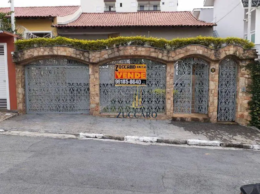 Foto 1 de Casa com 3 Quartos à venda, 399m² em Vila Galvão, Guarulhos