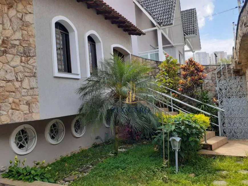 Foto 4 de Casa com 3 Quartos à venda, 399m² em Vila Galvão, Guarulhos