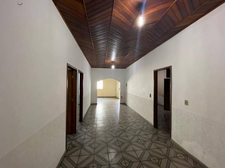Foto 1 de Casa com 4 Quartos à venda, 200m² em Tijucal, Cuiabá