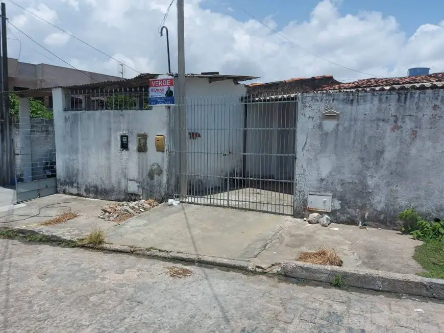 Foto 3 de Casa com 5 Quartos à venda, 180m² em Barro Duro, Maceió