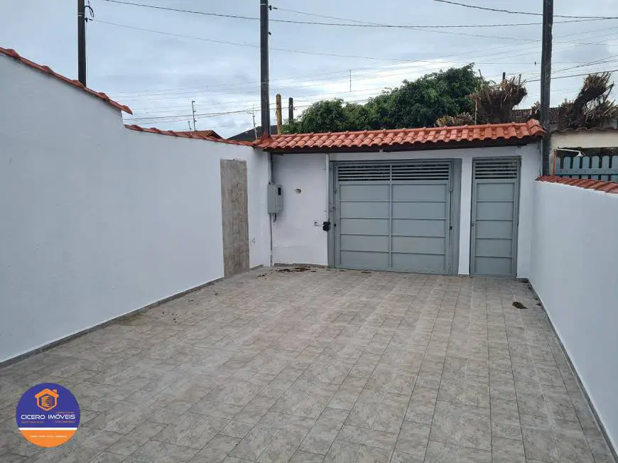 Foto 4 de Sobrado com 4 Quartos à venda, 90m² em Santa Eugenia, Mongaguá