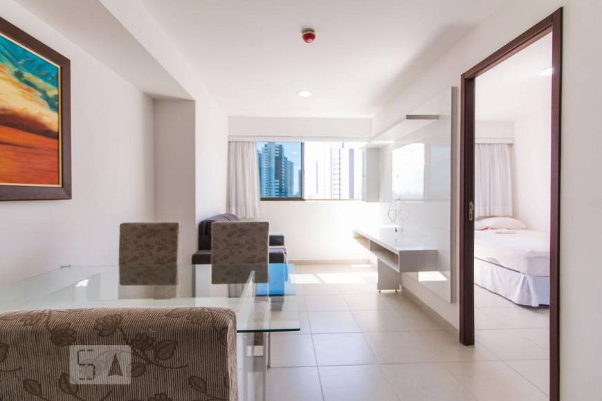Foto 2 de Apartamento com 1 Quarto para alugar, 38m² em Boa Viagem, Recife