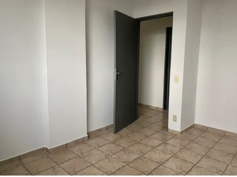 Foto 4 de Apartamento com 2 Quartos para alugar, 70m² em Jardim Goiás, Goiânia