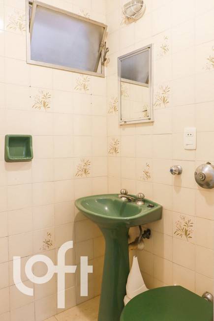 Foto 2 de Apartamento com 3 Quartos à venda, 84m² em Água Branca, São Paulo