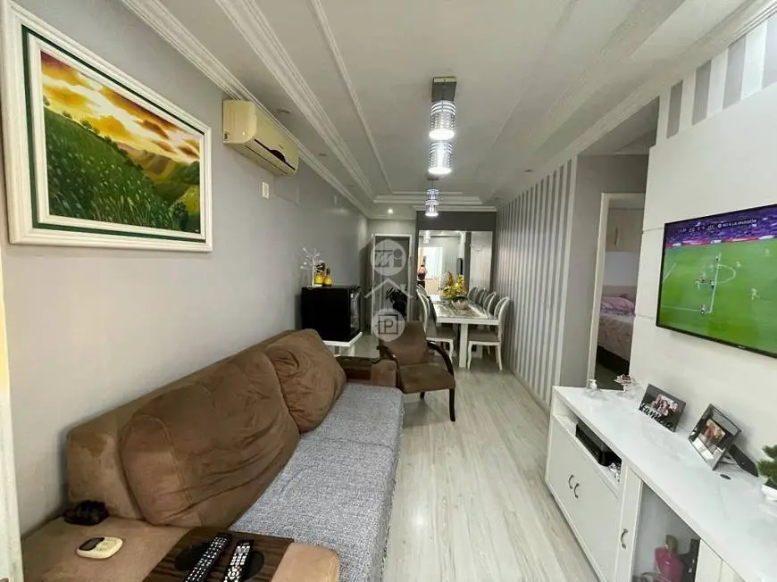 Foto 1 de Apartamento com 3 Quartos à venda, 68m² em Forquilhinhas, São José