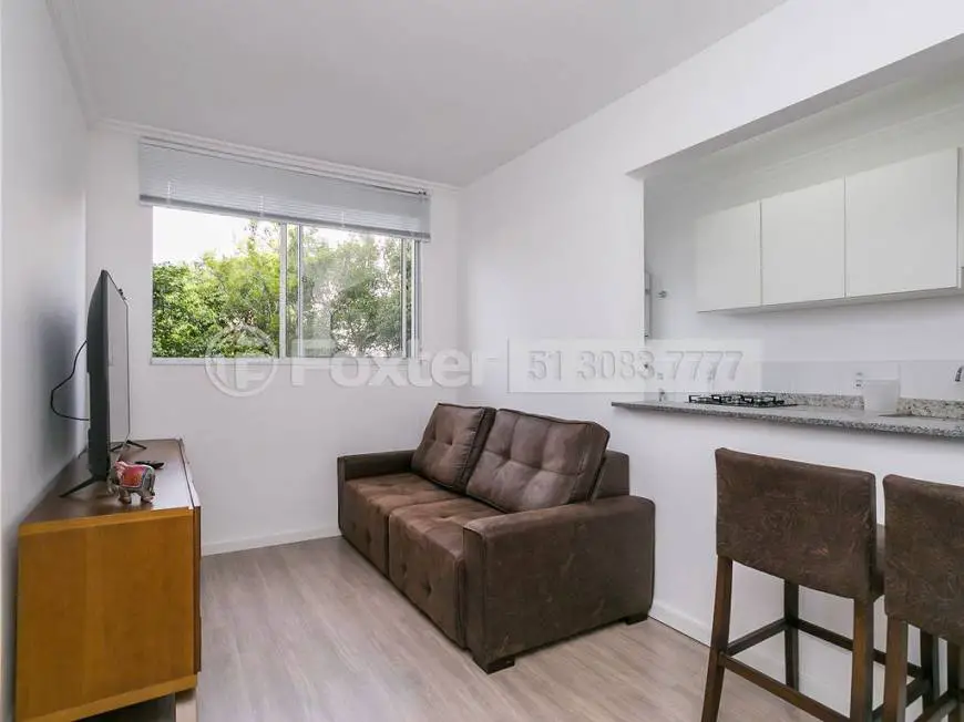 Foto 2 de Apartamento com 3 Quartos à venda, 61m² em Nonoai, Porto Alegre