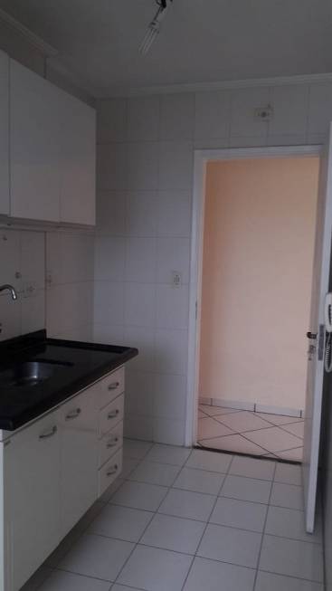 Foto 1 de Apartamento com 3 Quartos para alugar, 65m² em Vila Butantã, São Paulo