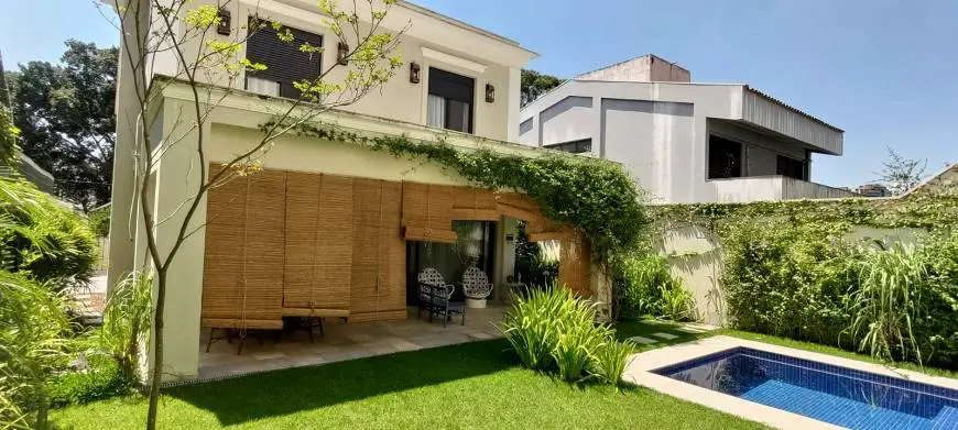 Foto 1 de Casa com 4 Quartos à venda, 400m² em Vila Sônia, São Paulo
