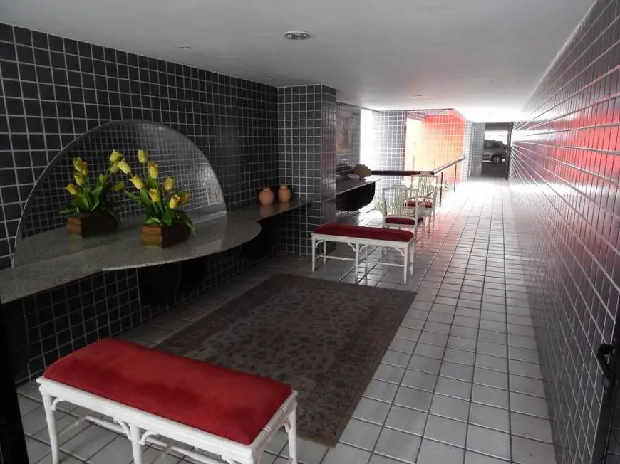 Foto 3 de Apartamento com 1 Quarto para alugar, 40m² em Pina, Recife