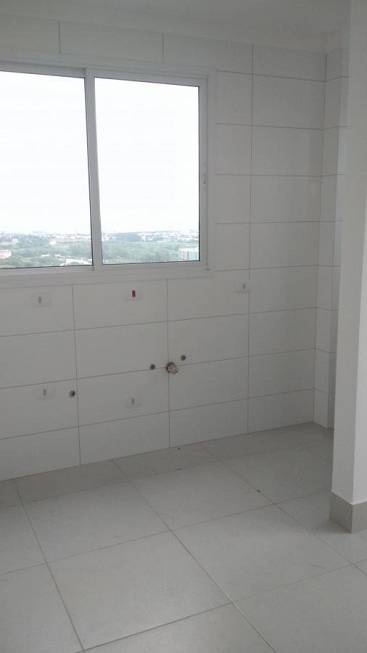Foto 5 de Apartamento com 2 Quartos à venda, 61m² em Zona 07, Maringá