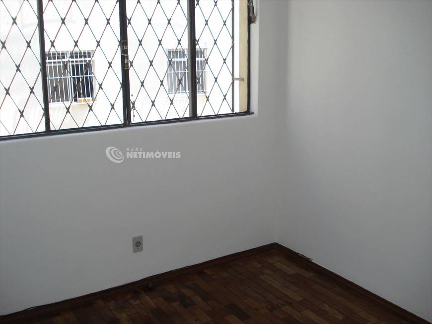 Foto 4 de Apartamento com 3 Quartos para alugar, 100m² em Santa Efigênia, Belo Horizonte