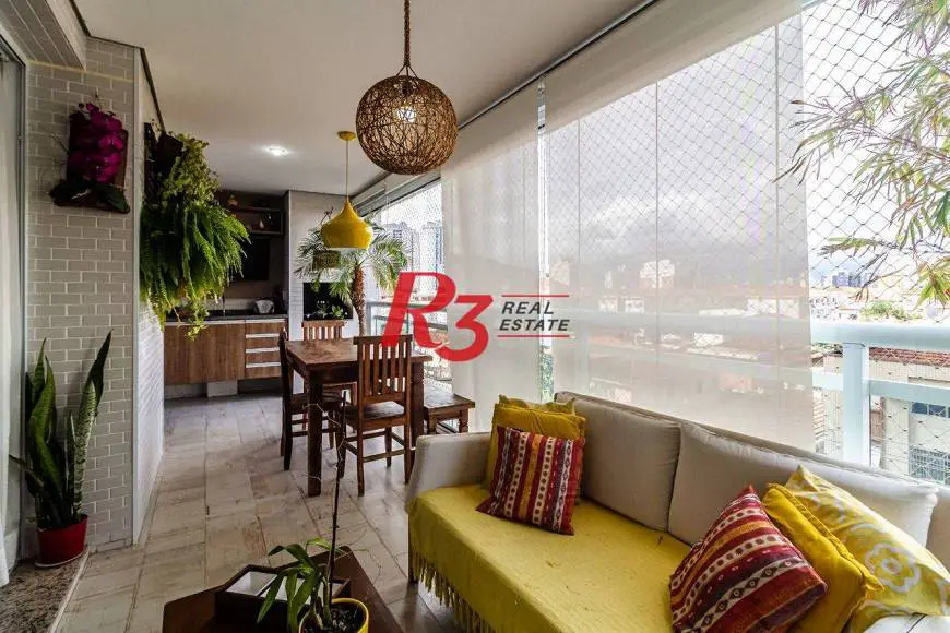 Foto 1 de Apartamento com 4 Quartos à venda, 131m² em Marapé, Santos