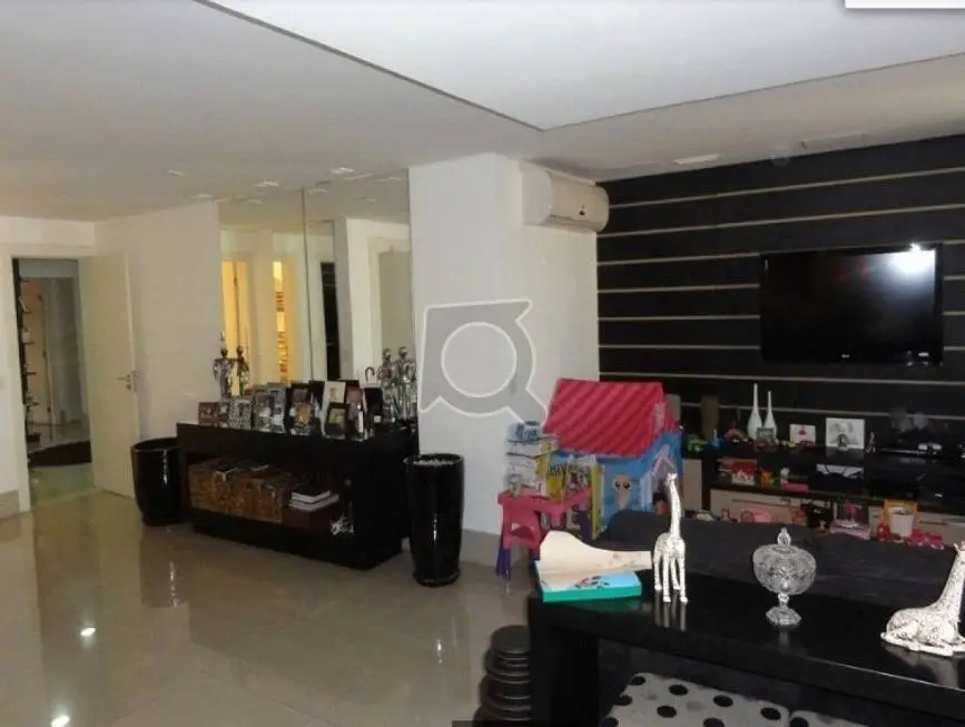 Foto 5 de Apartamento com 4 Quartos para alugar, 265m² em Santana, São Paulo
