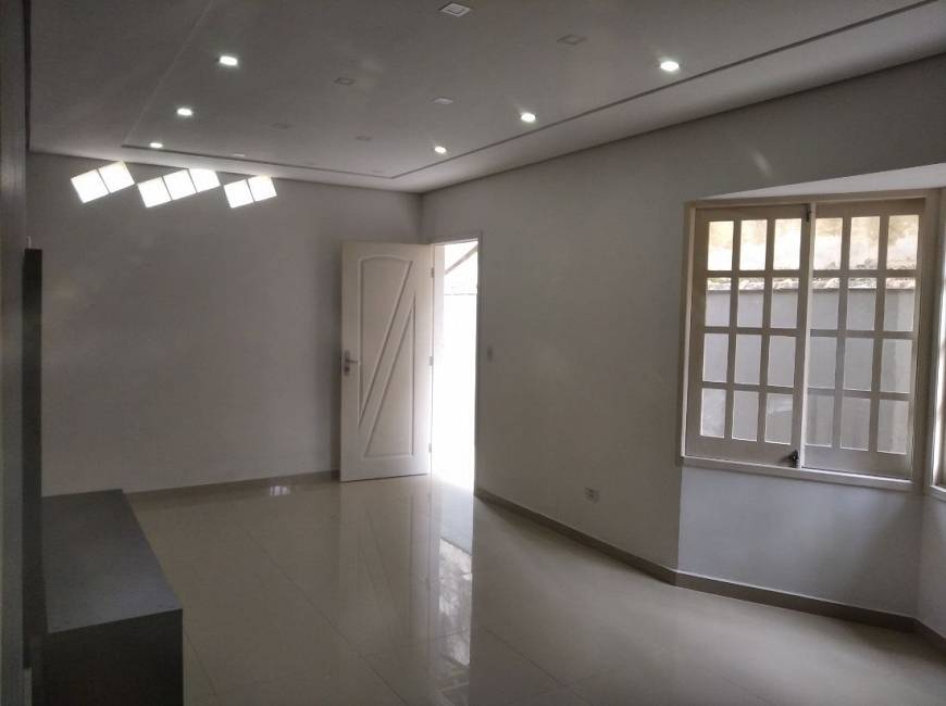 Foto 4 de Sobrado com 3 Quartos para alugar, 125m² em Centro, Ubatuba