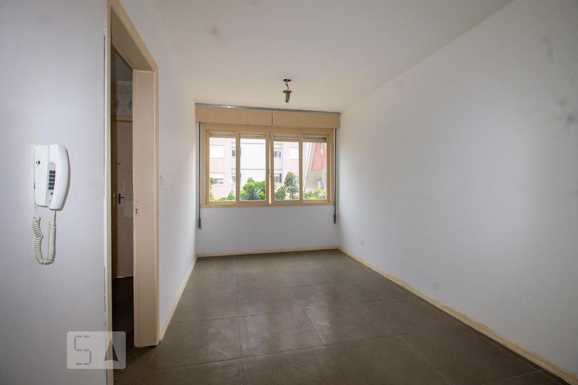 Foto 2 de Apartamento com 1 Quarto para alugar, 30m² em Partenon, Porto Alegre