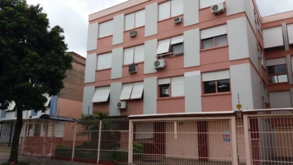 Foto 1 de Apartamento com 1 Quarto à venda, 40m² em Passo da Areia, Porto Alegre