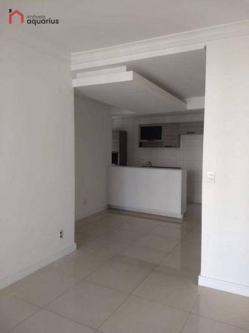 Foto 4 de Apartamento com 2 Quartos para alugar, 63m² em Jardim Aquarius, São José dos Campos