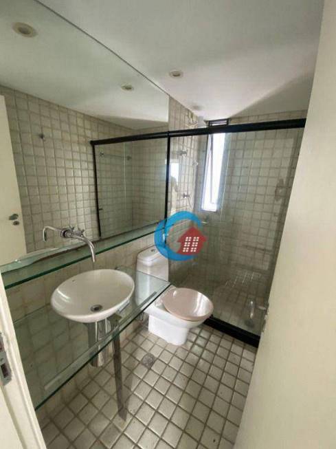 Foto 5 de Apartamento com 3 Quartos para alugar, 130m² em Espinheiro, Recife