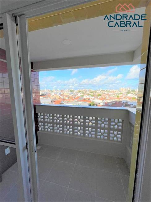 Foto 2 de Apartamento com 3 Quartos à venda, 75m² em Siqueira Campos, Aracaju