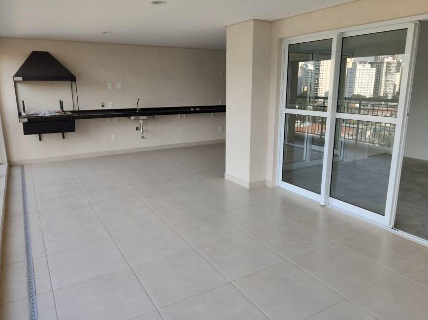 Foto 2 de Apartamento com 4 Quartos à venda, 172m² em Indianópolis, São Paulo