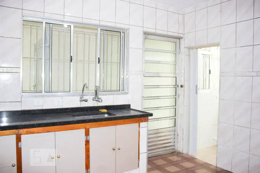 Foto 3 de Casa com 1 Quarto para alugar, 40m² em Vila Jacuí, São Paulo