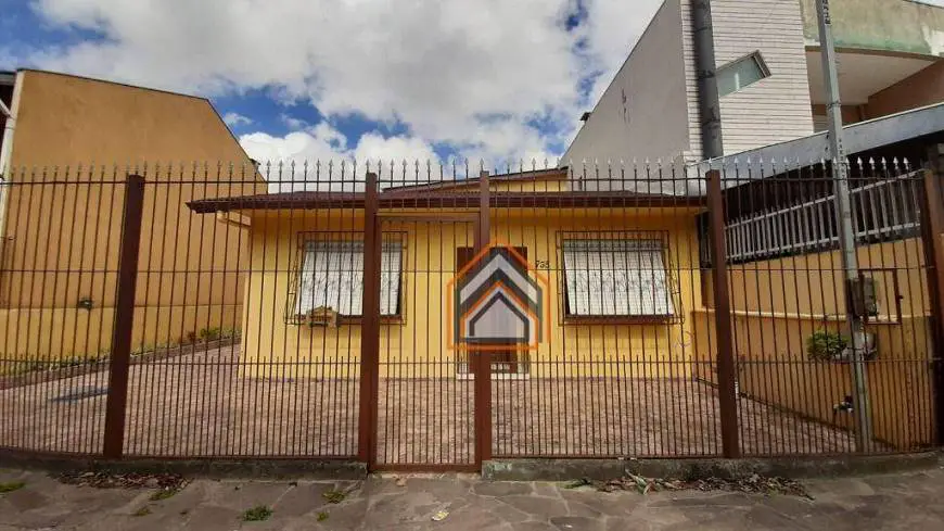 Foto 1 de Casa com 3 Quartos à venda, 100m² em Sumare, Alvorada