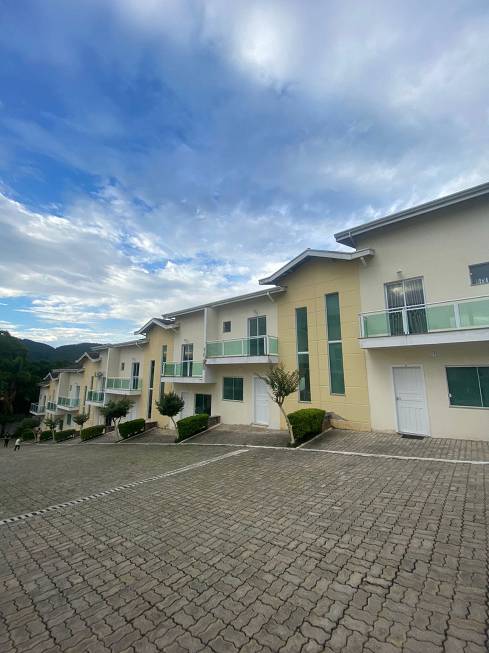 Foto 1 de Casa de Condomínio com 2 Quartos para alugar, 73m² em Vila Suíssa, Mogi das Cruzes