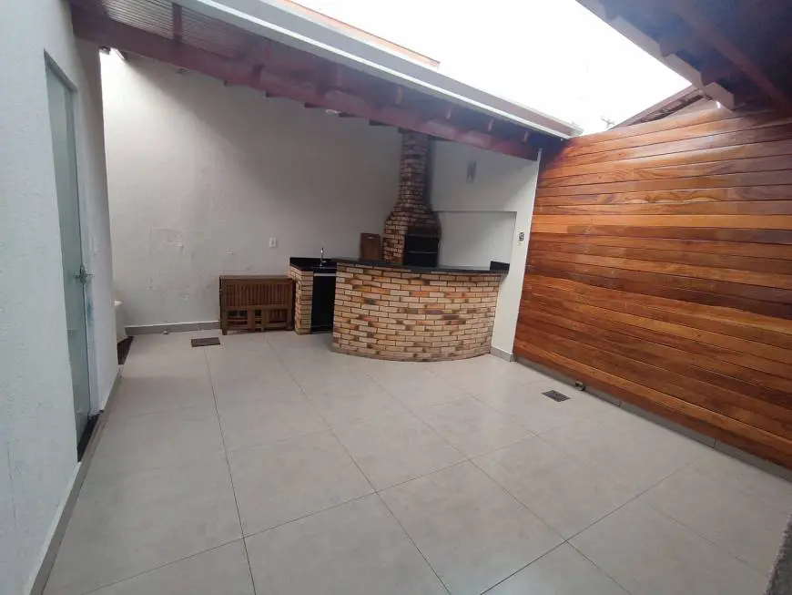 Foto 3 de Casa de Condomínio com 3 Quartos à venda, 95m² em Tiradentes, Campo Grande