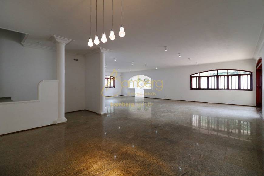 Foto 1 de Sobrado com 4 Quartos à venda, 600m² em Interlagos, São Paulo
