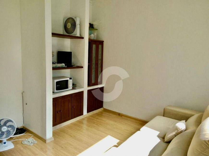 Foto 1 de Apartamento com 1 Quarto para venda ou aluguel, 37m² em Fátima, Niterói