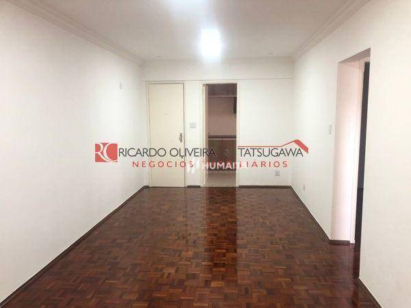 Foto 4 de Apartamento com 2 Quartos para alugar, 67m² em Centro, Londrina