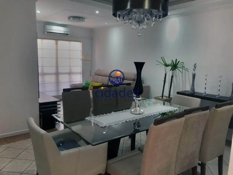 Foto 2 de Apartamento com 3 Quartos para alugar, 90m² em Abraão, Florianópolis