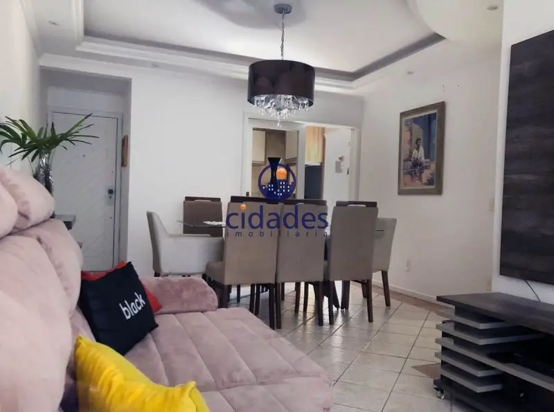 Foto 3 de Apartamento com 3 Quartos para alugar, 90m² em Abraão, Florianópolis