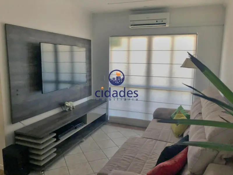 Foto 5 de Apartamento com 3 Quartos para alugar, 90m² em Abraão, Florianópolis