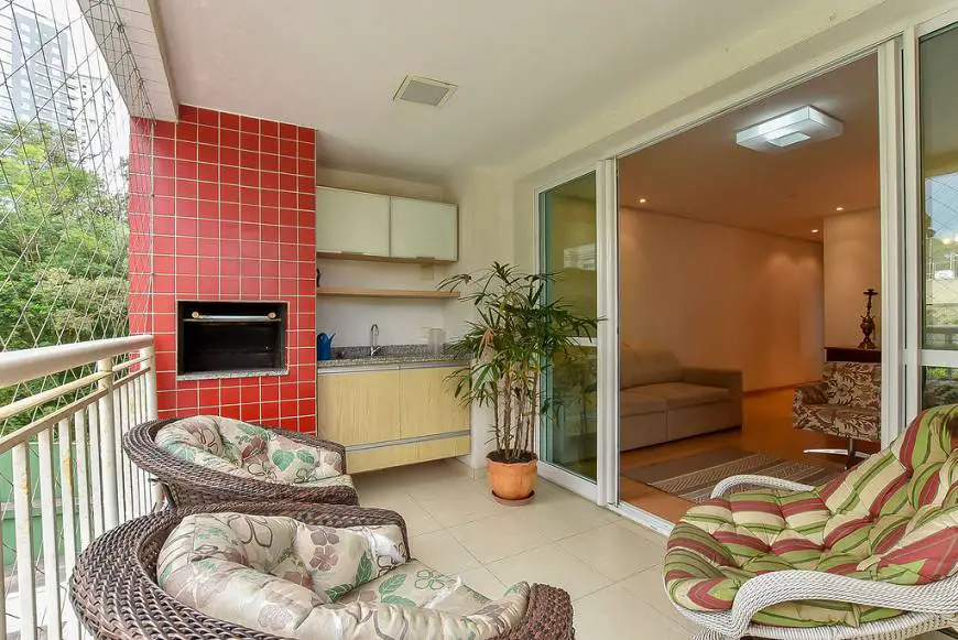 Foto 2 de Apartamento com 3 Quartos à venda, 102m² em Campina do Siqueira, Curitiba