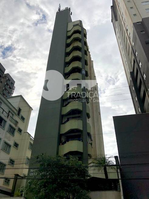 Foto 1 de Apartamento com 3 Quartos para alugar, 204m² em Centro, Itajaí