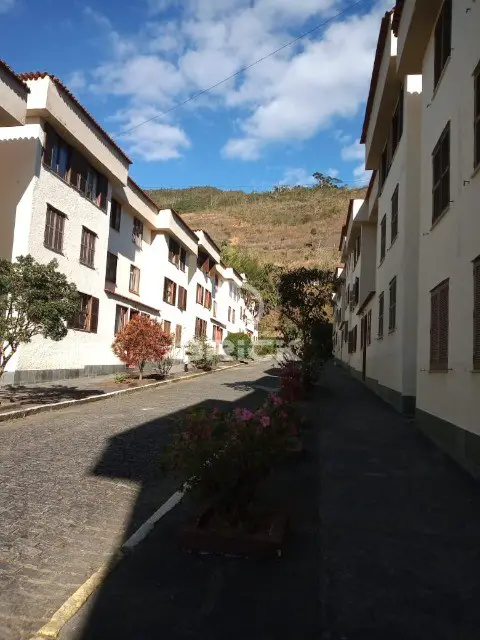 Foto 1 de Apartamento com 3 Quartos à venda, 53m² em Tijuca, Teresópolis