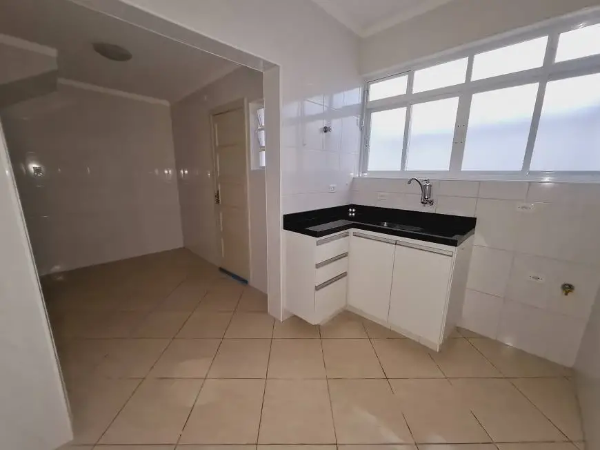 Foto 5 de Casa com 2 Quartos para alugar, 85m² em Boqueirão, Santos