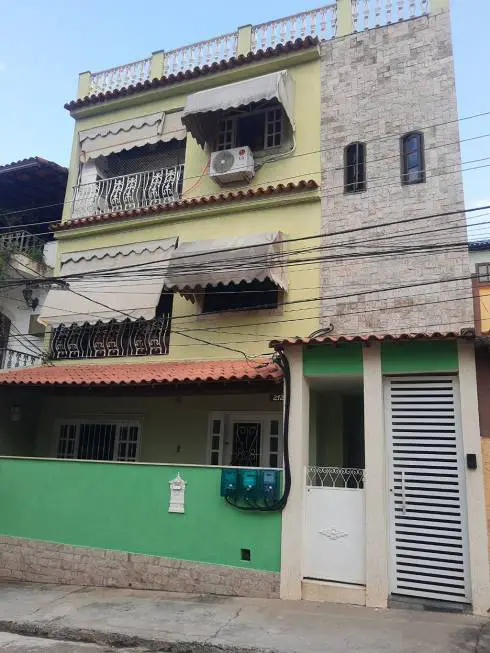 Foto 1 de Casa com 2 Quartos para alugar, 98m² em Portuguesa, Rio de Janeiro