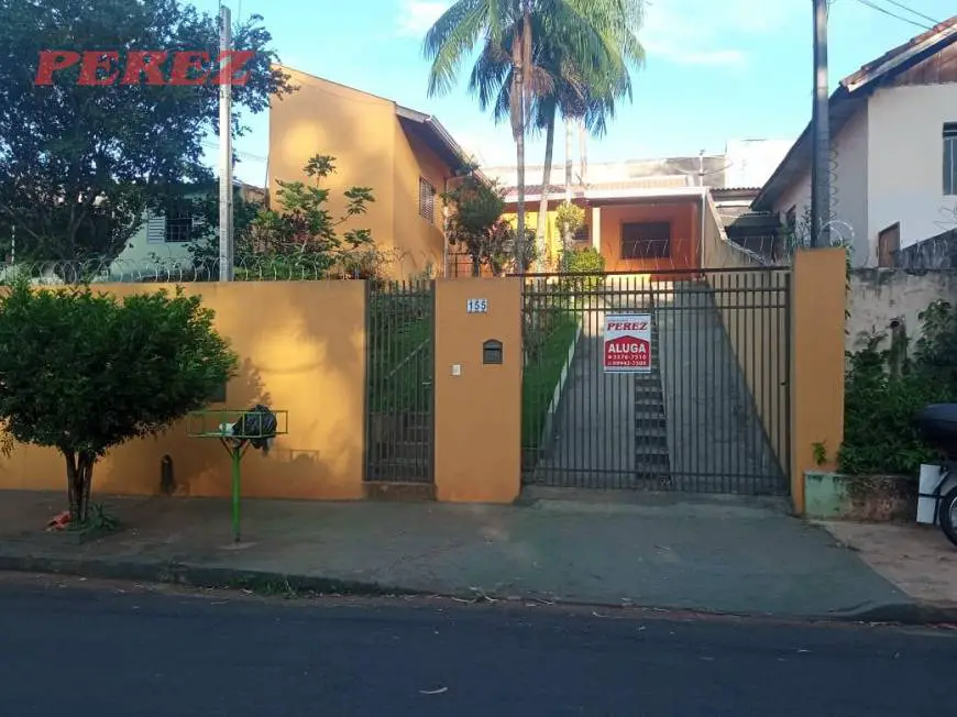 Foto 1 de Casa com 3 Quartos para alugar, 100m² em Champagnat, Londrina