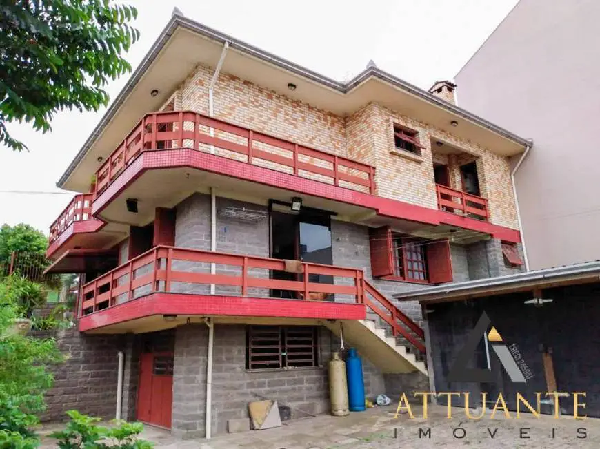 Foto 3 de Casa com 3 Quartos à venda, 275m² em Cidade Nova, Caxias do Sul