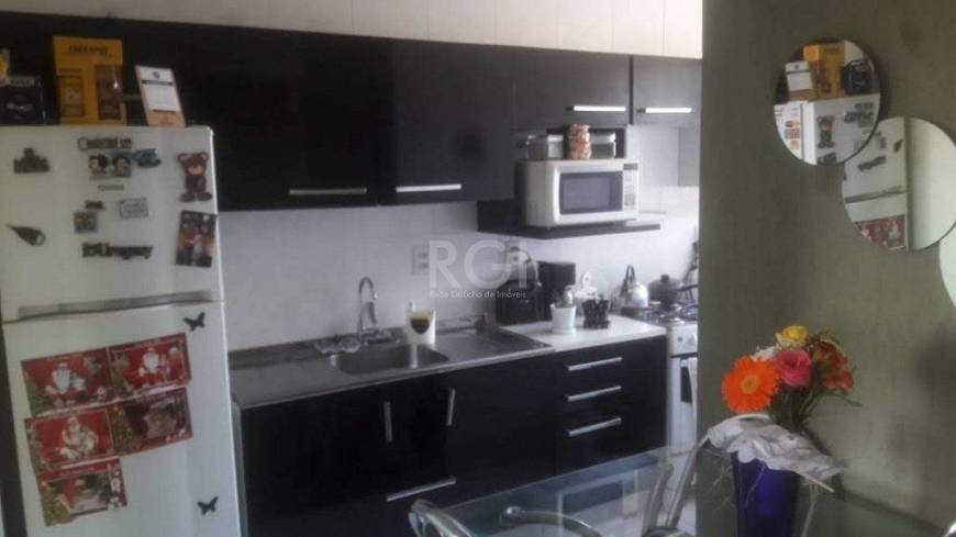 Foto 1 de Apartamento com 2 Quartos à venda, 40m² em Jardim Leopoldina, Porto Alegre