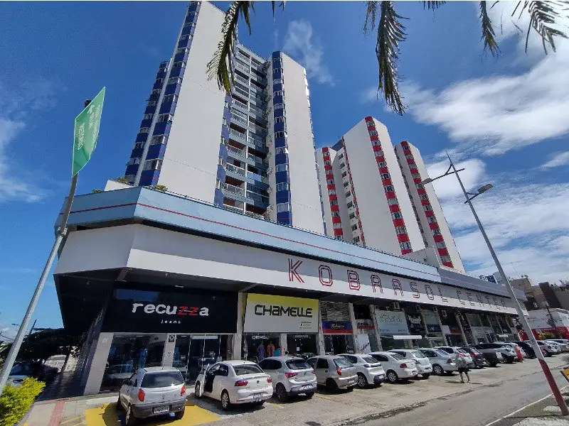 Foto 1 de Apartamento com 2 Quartos para alugar, 108m² em Kobrasol, São José