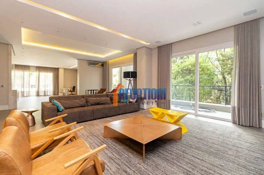 Foto 5 de Apartamento com 4 Quartos para alugar, 581m² em Mossunguê, Curitiba