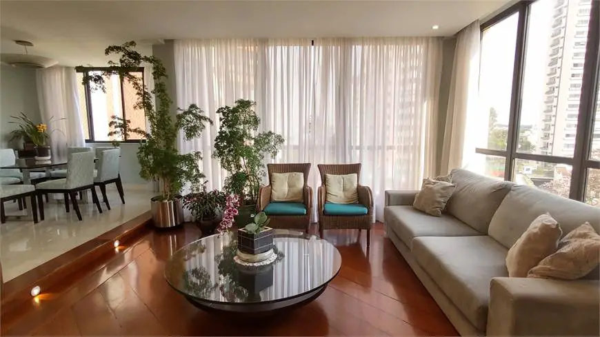 Foto 3 de Apartamento com 4 Quartos à venda, 220m² em Saúde, São Paulo