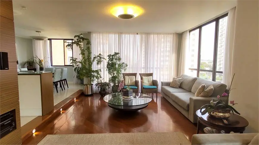 Foto 5 de Apartamento com 4 Quartos à venda, 220m² em Saúde, São Paulo