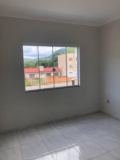 Foto 1 de Casa com 2 Quartos para alugar, 150m² em Cedros, Camboriú