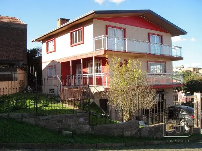 Foto 1 de Casa com 4 Quartos à venda, 295m² em Pioneiro, Caxias do Sul