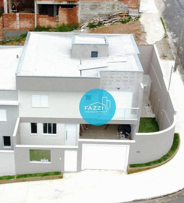 Foto 1 de Casa com 4 Quartos à venda, 215m² em Residencial Morumbi, Poços de Caldas
